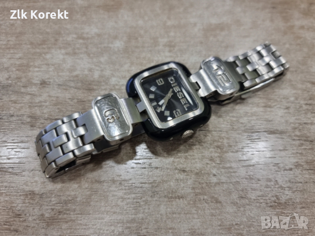 Дамски часовник Diesel 30 мм.