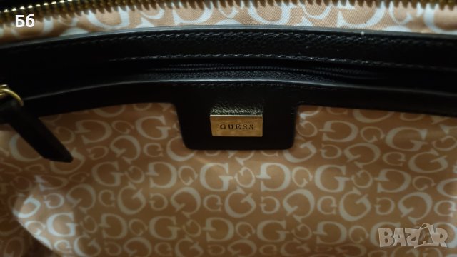 Оригинална чанта Guess, снимка 3 - Чанти - 44450559