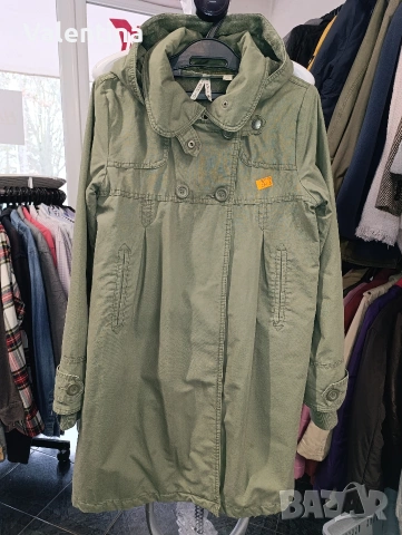 Яке с качулка за момиче 