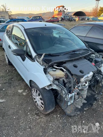 Форд фиеста, снимка 2 - Автомобили и джипове - 49395868