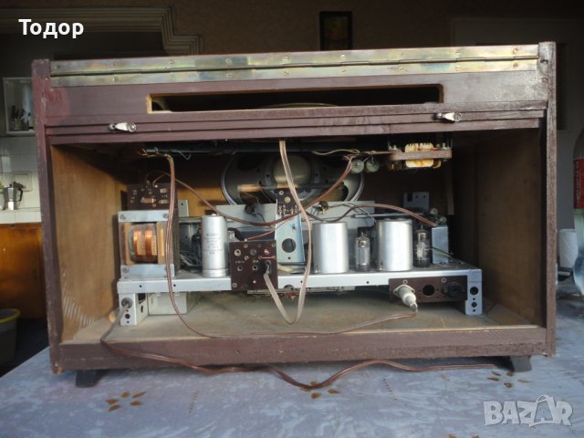 Немско Лампово радио грамофон Емуд, снимка 11 - Колекции - 38981566