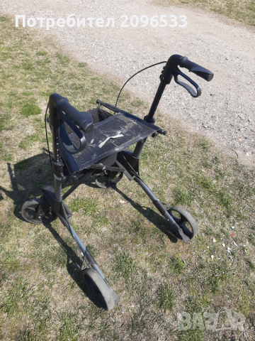 Висок клас алуминиев ролатор, снимка 2 - Ролатори - 36328538