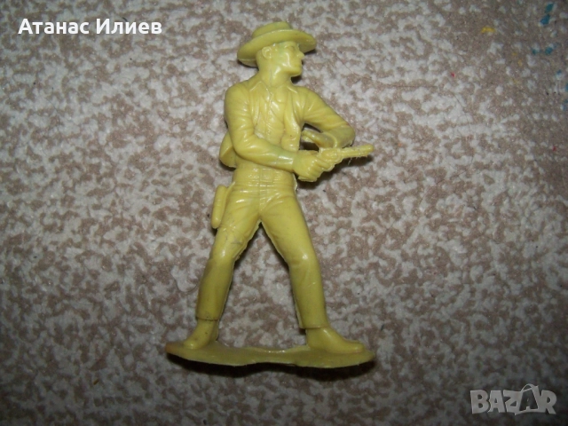 Голям пластмасов войник, каубой соц играчка. Височина 13 см., снимка 5 - Фигурки - 51962317