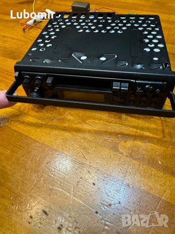 Автокасетофон-флипKENWOOD, снимка 4 - Радиокасетофони, транзистори - 44450078