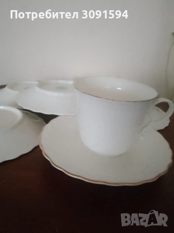 Чаша и 6 чинийки костен порцелан България , снимка 3 - Чаши - 53831461