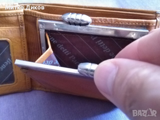 Bene Detty Paris марково портмоне естествена кожа  малко компактно 100х83мм, снимка 8 - Портфейли, портмонета - 41577589