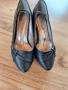 Продава обувки, снимка 16