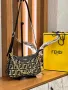 Дамска чанта с дълга дръжка за през рамо - Fendi Код D1467, снимка 7