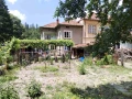 Къща с дворно място в много добро състояние, снимка 10