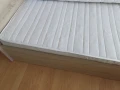 Продавам два матрака единият е двулицев другият еднолоцев , снимка 3