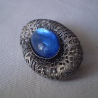 брошка Чешко стъкло с цвет синьо и филигранн 1920г , снимка 5 - Антикварни и старинни предмети - 38686508