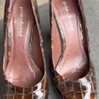 Нови лачени обувки, 36 номер, снимка 1 - Дамски обувки на ток - 44837622