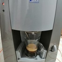 Кафе машина на капсули лаваца, снимка 3 - Кафе машини - 34477862