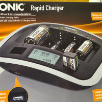 Универсалното зарядно устройство за батерии Tronic, снимка 1 - Друга електроника - 44658542