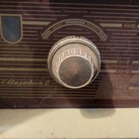 Старо лампово радио, снимка 4 - Антикварни и старинни предмети - 44423828