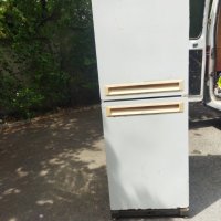 Хладилник с фризер, снимка 1 - Хладилници - 41037428