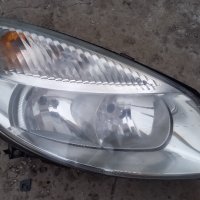 Десен фар за Renault Scenic II, снимка 1 - Части - 44355410