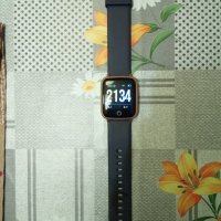 Продавам перфектен смарт часовник(Smart Watch), снимка 1 - Смарт гривни - 36026363