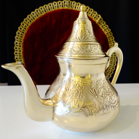 Антикварен бронзов чайник,релеф,орнаменти, снимка 4 - Антикварни и старинни предмети - 36251763
