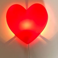 Стенна лампа сърце - червено - Икеа, снимка 1 - Лампи за стена - 41205972
