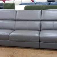 Голям сив кожен диван с функция сън "Clarence", снимка 4 - Дивани и мека мебел - 40279263