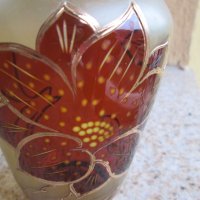 Много красива Кристална ваза ,ръчно рисувана със злато,16см., снимка 2 - Вази - 34837731