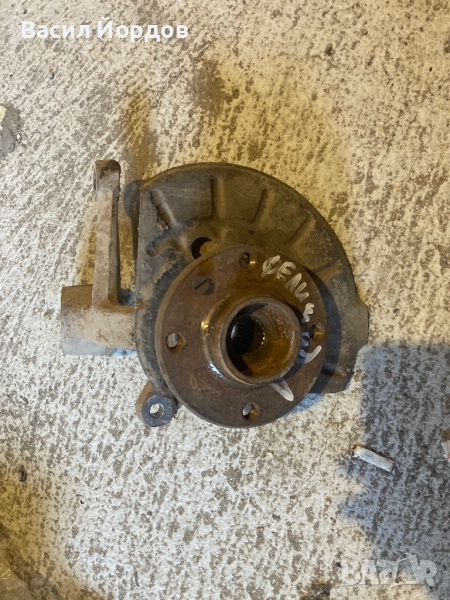 Десен Шенкел Главина за Шкода Фелиция 1 / Skoda Felicia 1 1.3 MPI, снимка 1