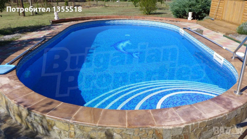 Собственик продава имот близо до Нова Загора с две самостоятелни къщи и плувен басейн, снимка 1