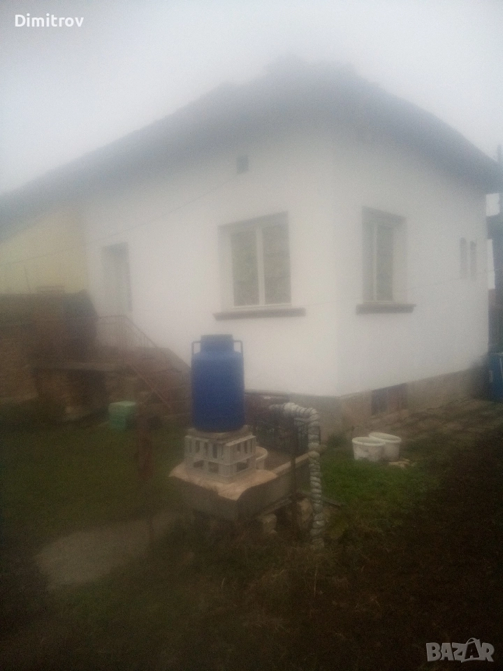 Удобно за работещи и пенсионери намира се в Телиш Плевен близо ЖП гара, снимка 1