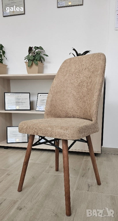 Тапициран трапезен стол - цена за 6 броя, Бежов НОВИ!!!, снимка 1