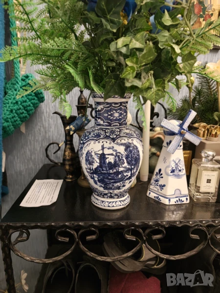 Delft порцеланова ваза, снимка 1