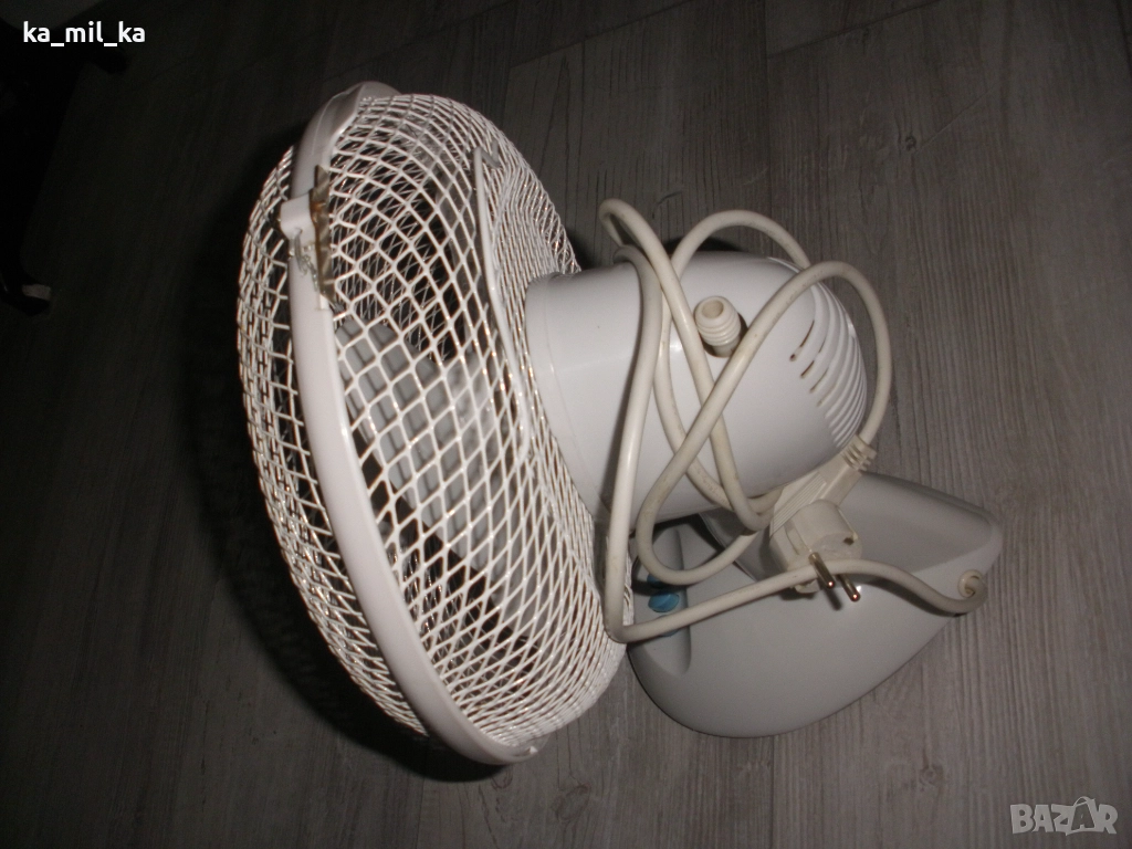 Настолен вентилатор - работещ, снимка 1