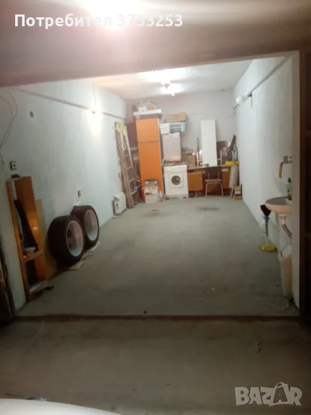 Продавам гараж тухла 20 квадрата с ток и вода., снимка 1