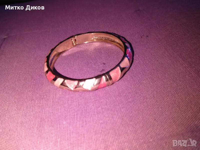 Женска гривна позлатена емайлирана тип Сваровски с числа римски от I до XII , снимка 1