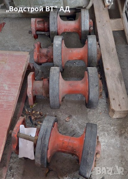 Продават се поддържащи ролки за булдозер ДТ75, снимка 1