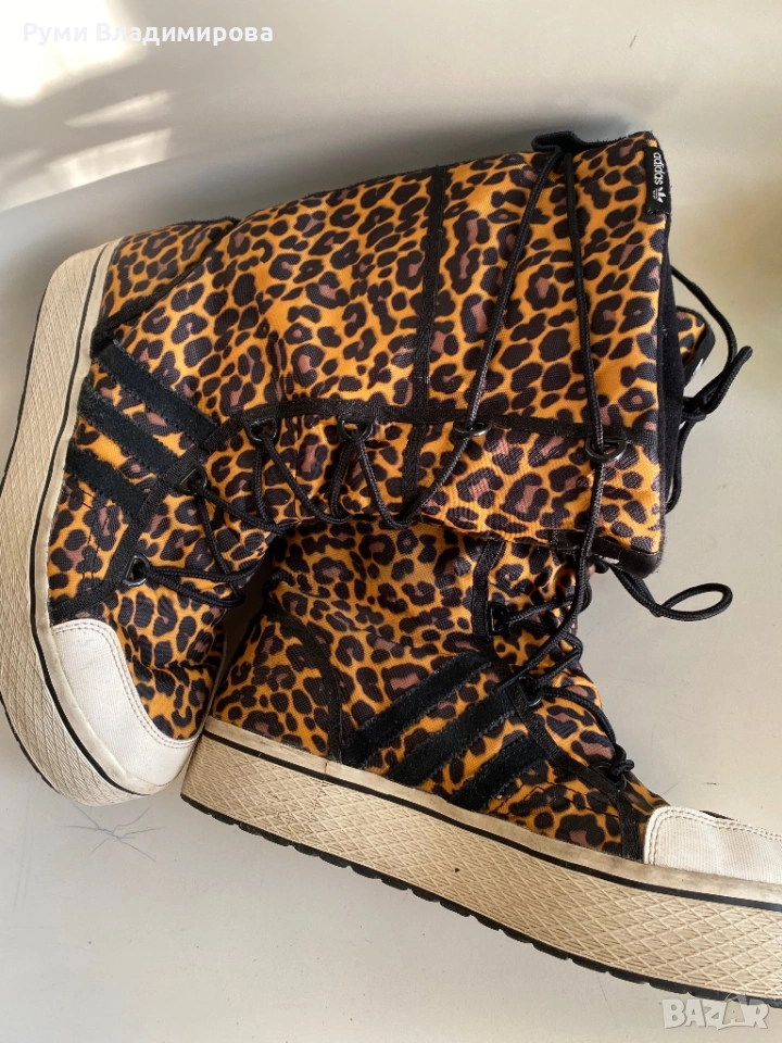 Апрески Adidas N 39 1/2 в тигров принт, снимка 1