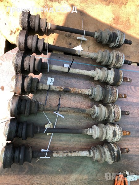 Задни Полуоски (задна полуоска Мерцедес Ц клас) Mercedes W203 С-class C220, снимка 1