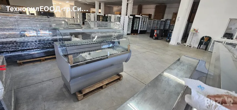 Хладилна витрина 150х90, снимка 1