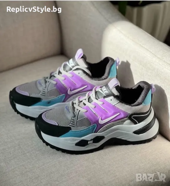 Дамски маратонки Nike , снимка 1