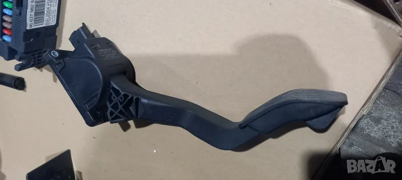 Потенциометър газ Peugeot 207, снимка 1