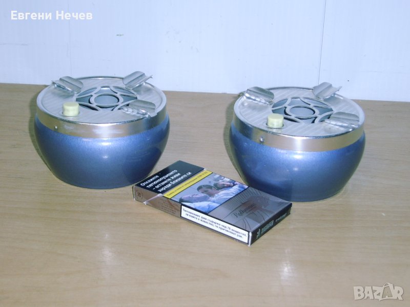    2 -бр.   МЕТАЛНИ   ПЕПЕЛНИЦИ   С   ОТВАРЯЩО    СЕ  ДЪНО - ДВАТА  ОБЩО   ЗА 20 лева ., снимка 1