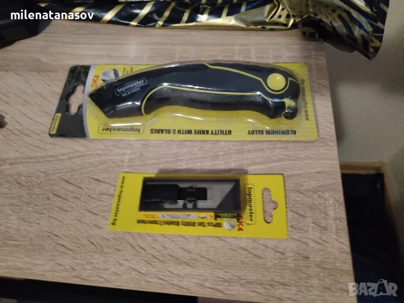 4 БРОЯ МАКЕТНИ НОЖОВЕ СЪС 5 БРОЯ РЕЗЦИ ЗА СТРОИТЕЛНИ РАБОТИ., снимка 1