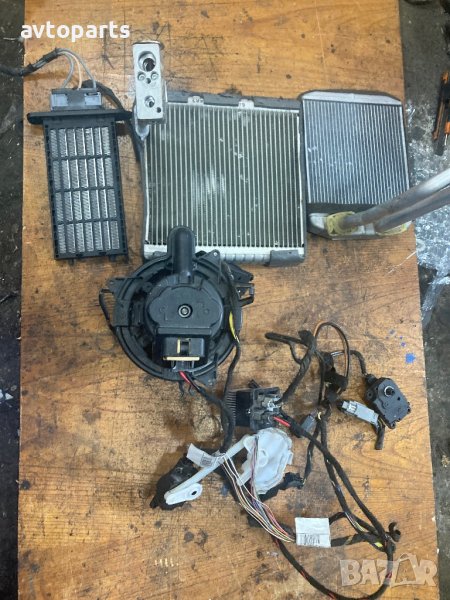 Renault clio 4 2015година Мотор клапи реостат и радиатори парно, снимка 1
