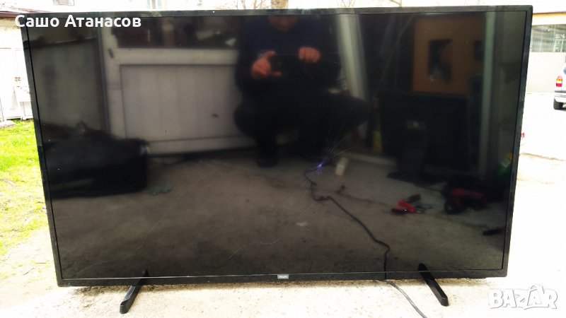 PHILIPS 50PUS6504/12  счупен ,715GA052-P01-000-003H ,715G9907-M01-B00-005G ,CCPD-TC495-002 V1.0, снимка 1