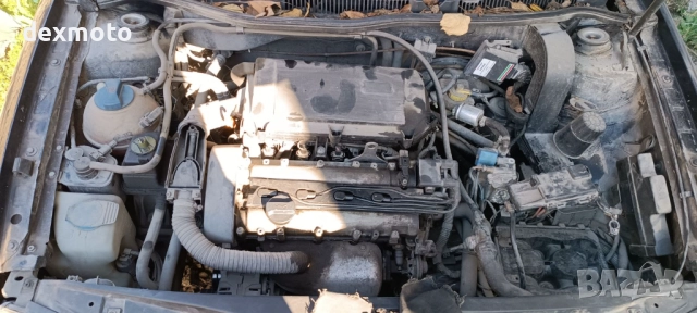 VW Golf 1.4 16V бензин + газ – продава се ЦЯЛА, за части, снимка 8 - Автомобили и джипове - 52926909