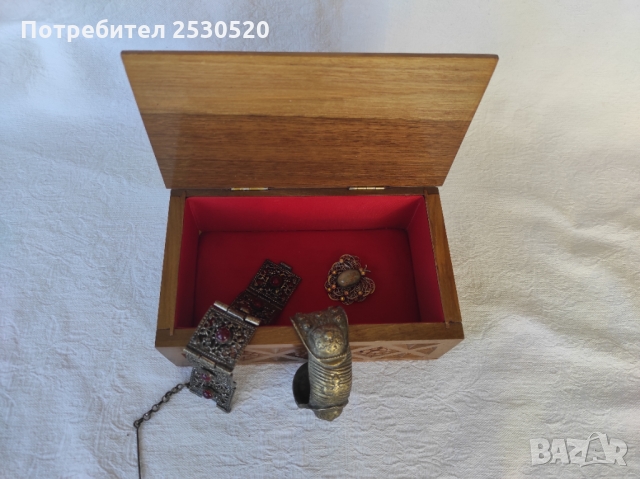 Дървена кутия за бижута, снимка 5 - Ръчно изработени сувенири - 36054295