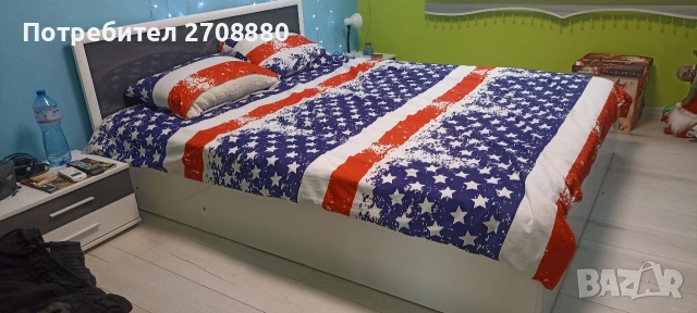 Спалня със матрак 