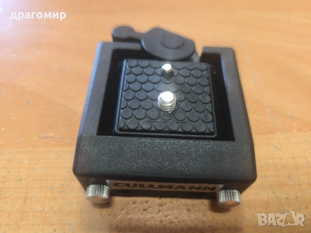 стойка за фотоапарат или видеокамера 