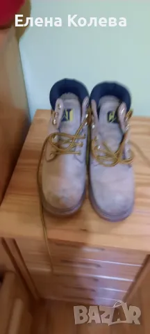 Зимни обувки, снимка 3 - Дамски боти - 48787638