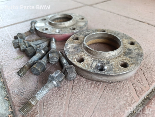 Фланци BMW БМВ 20 мм и 12,5 мм Е36 Е46 Е38 Е53 Е83 Е87 Е60 Е61 Е63 Е64 Е65 Е66 Е90 Е91 Е92 Е93 Е70, снимка 8 - Части - 46380991